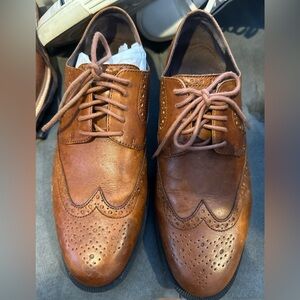 Cole Haan wing tip leather shoe